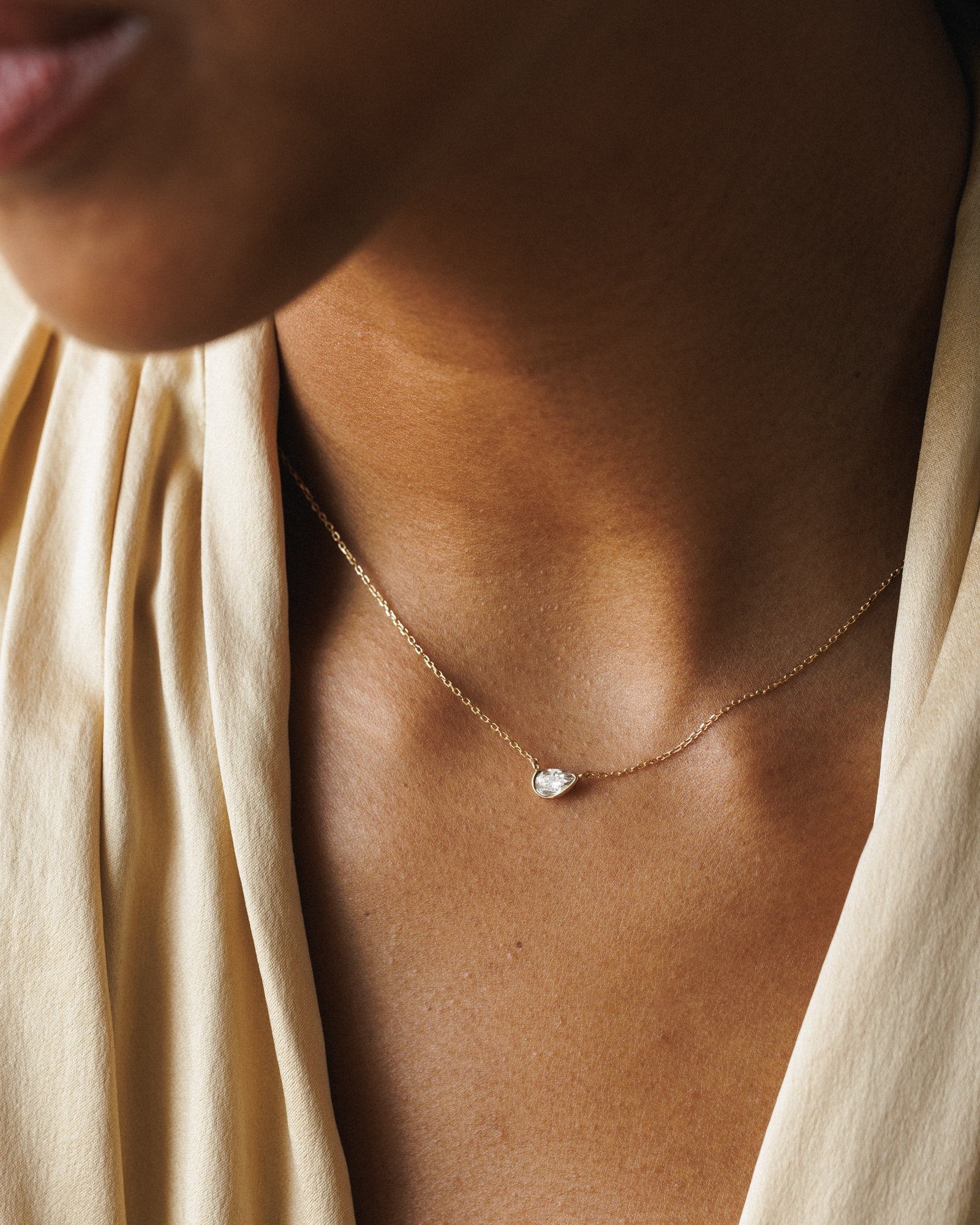 white sapphire zephyr necklace white sapphire zephyr necklace