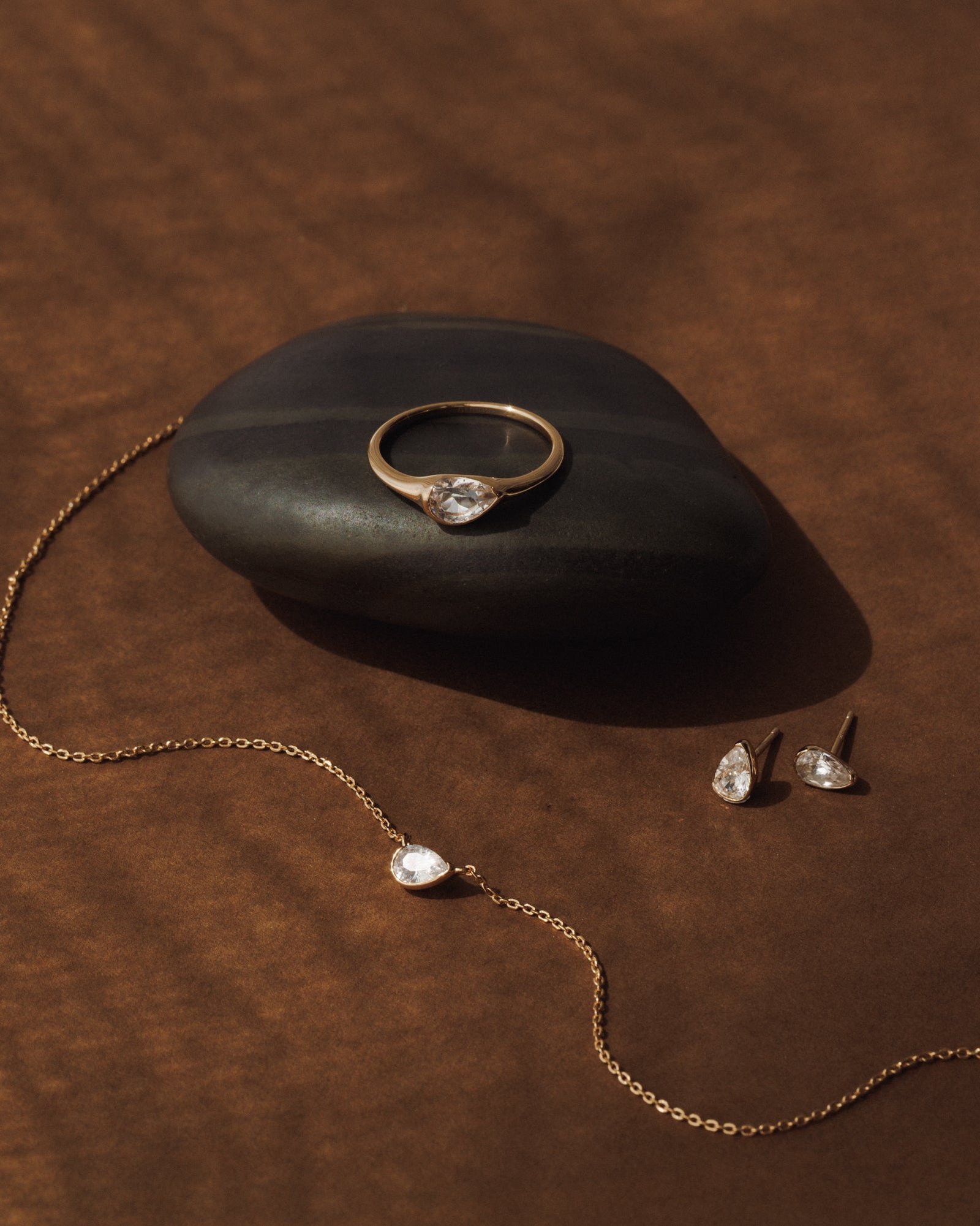 white sapphire zephyr necklace white sapphire zephyr necklace